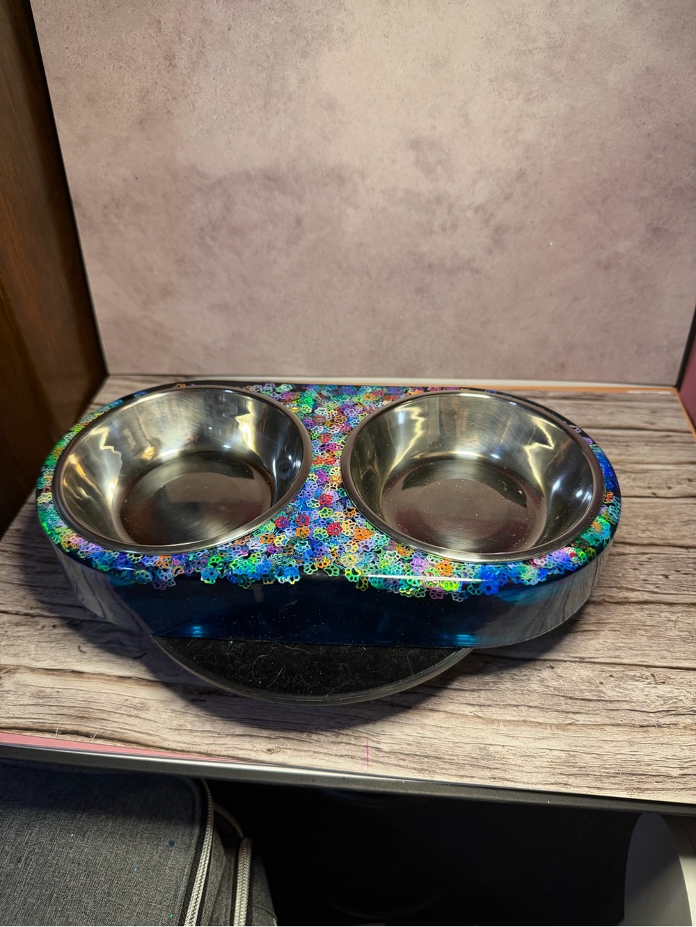 Double Stainless Steel Pet Bowl with Multicolor Sequin Resin Base